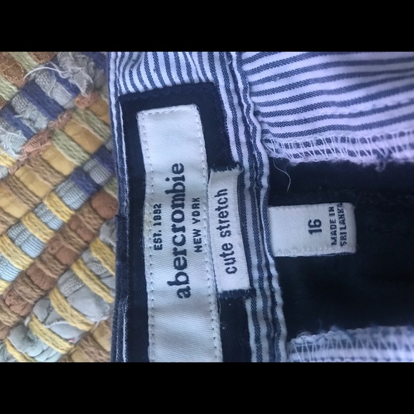 🦌 Abercrombie Shorts 🦌 - Picture 5 of 5